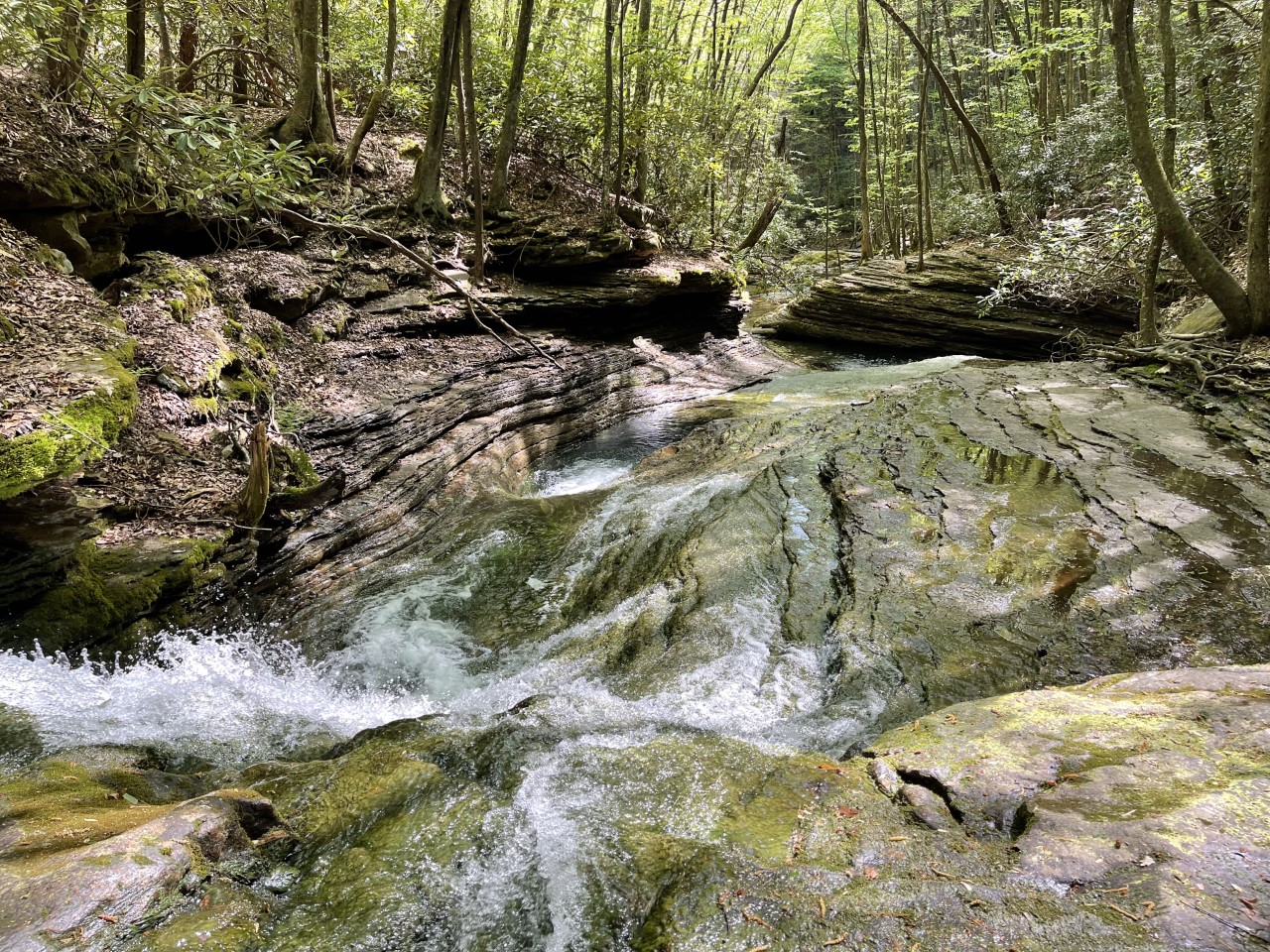 Devils Bathtub Picture